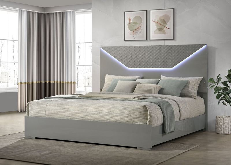 Ives Eastern King Bed