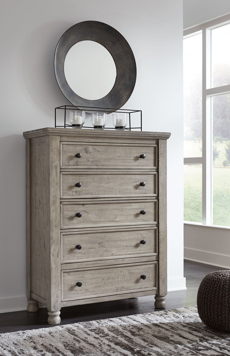 Harrastone - Gray - Five Drawer Chest