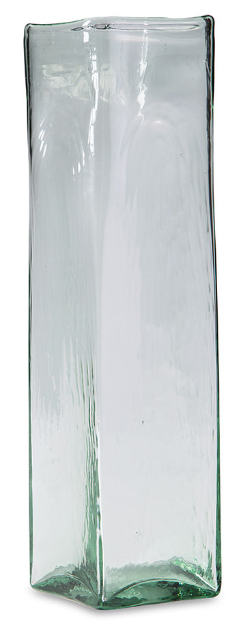 Taylow Vase