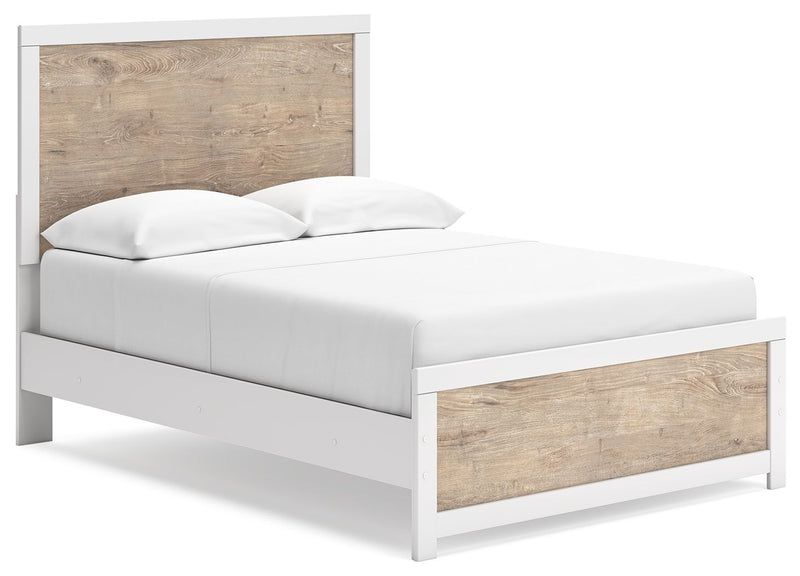 Charbitt - Panel Bed